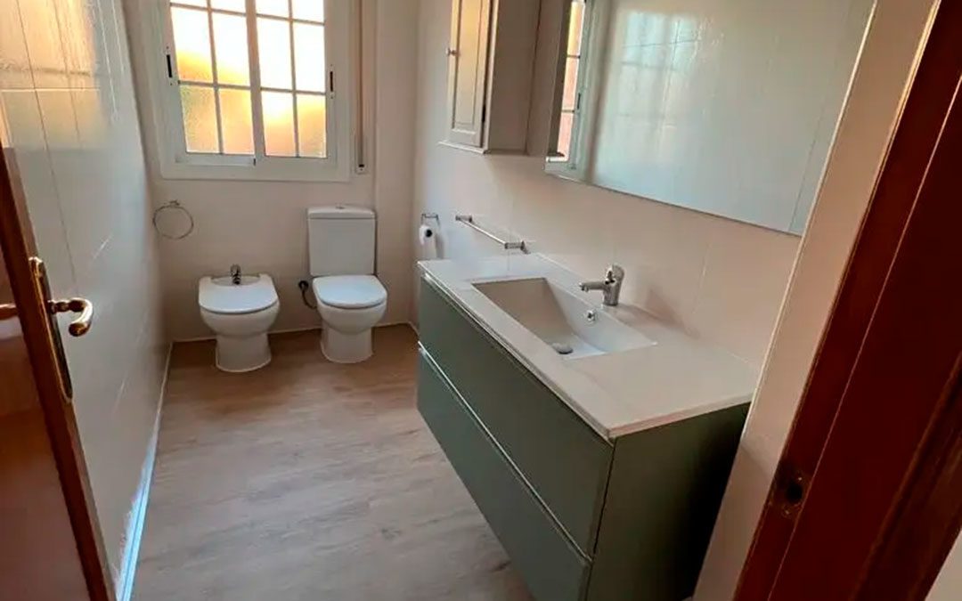 Diseño interior y reforma de cuarto de baño