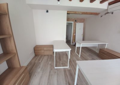 Diseño de interiores despacho en Tarragona para apartamento turístico