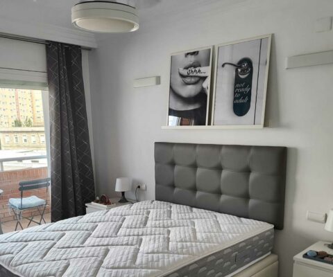 Habitación decorada antes, Roda de Barà
